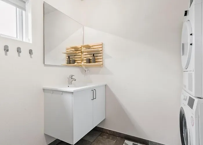 3 Bedroom Gorgeous In Hébergement de vacances