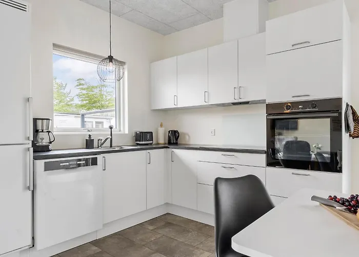 3 Bedroom Gorgeous In Hébergement de vacances